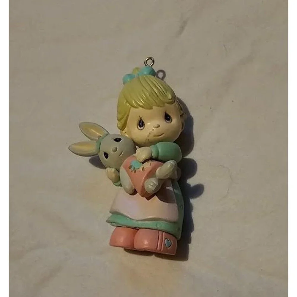 Vintage PMI 1995 Precious Moments Ornament “Little Girl Holding Bunny”